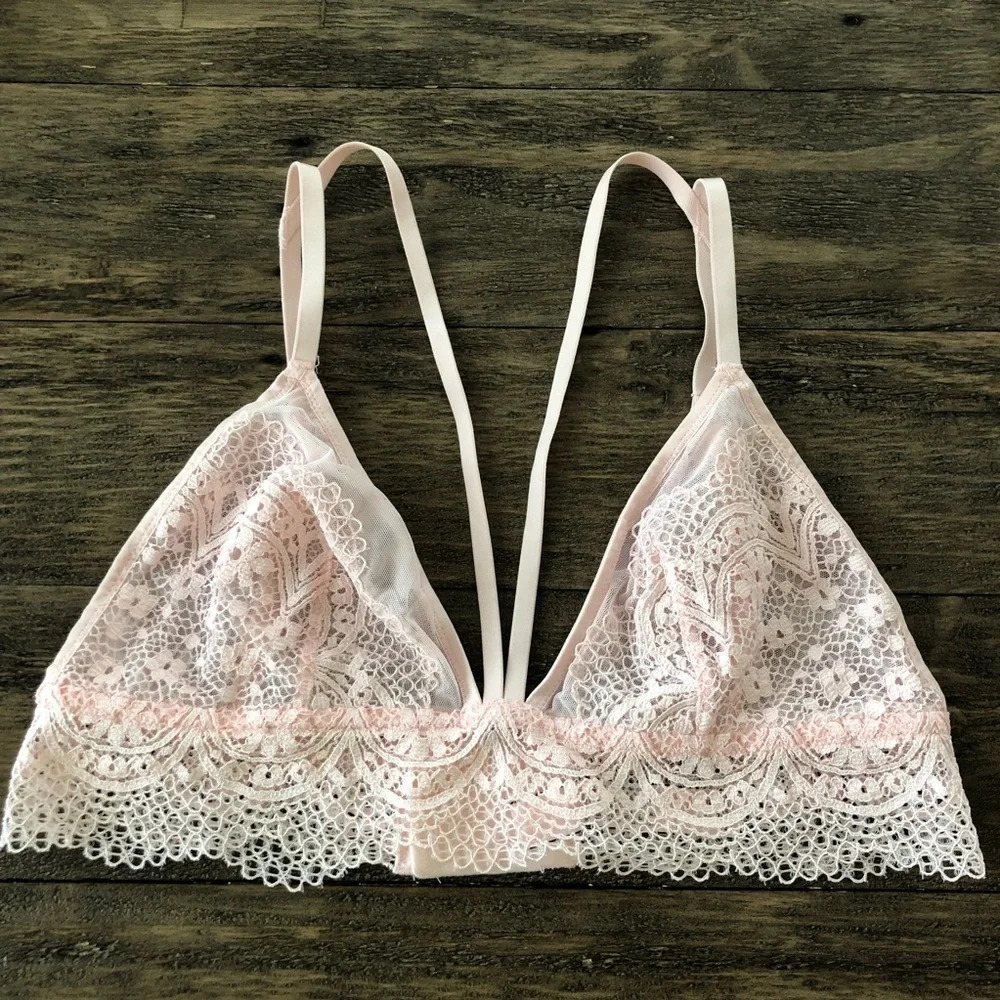 Victorias Secret Size Large Light Pink Lace Bralette Bra Strappy Front Unlined L
